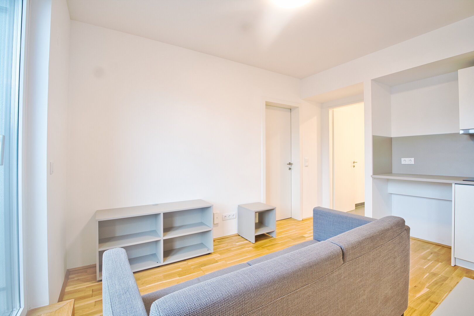 möblierte Apartments zur Kurzzeitmiete (2-12 Monate) / furnished apartments for short-term rental (2-12 months)