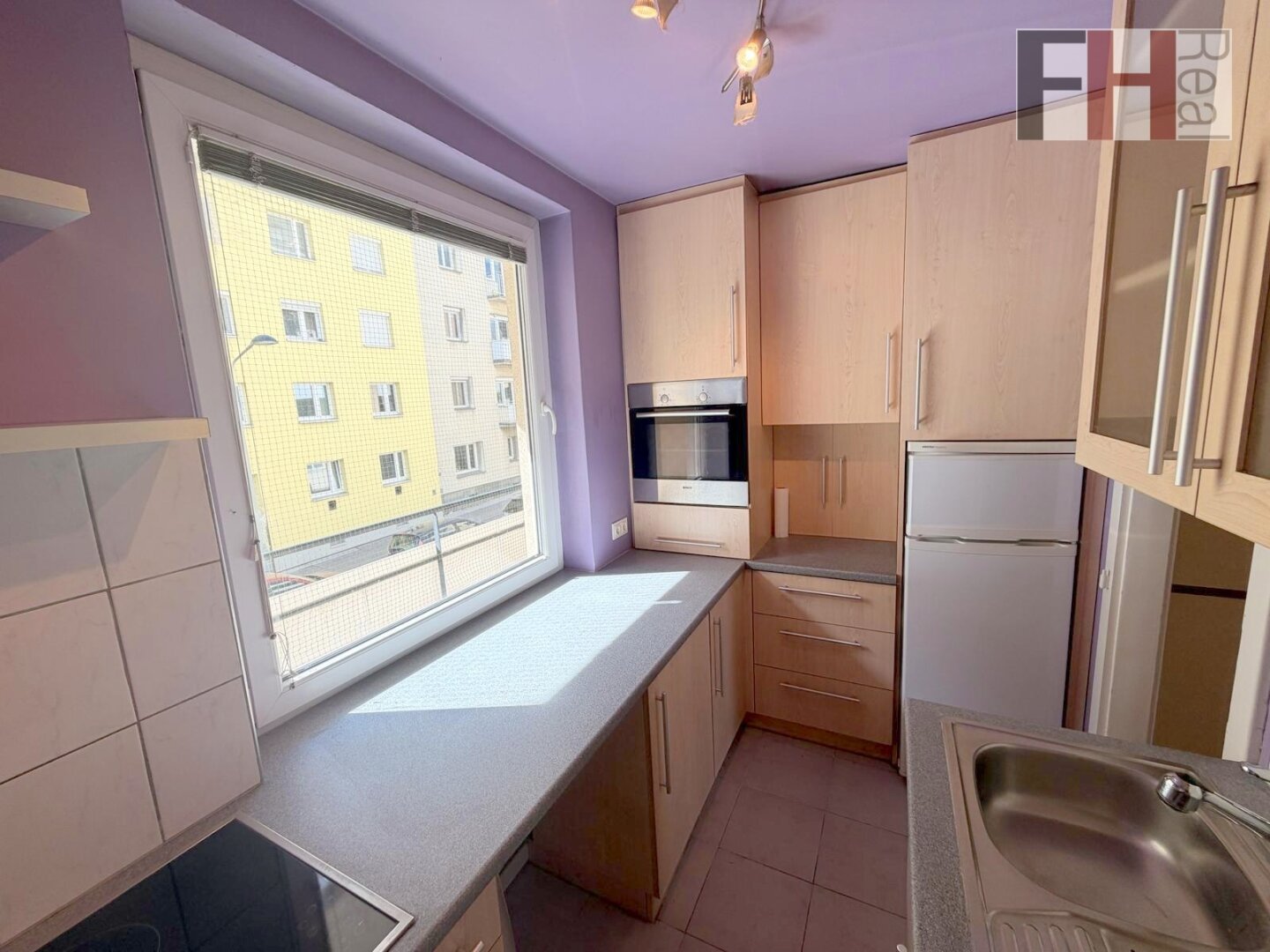 Gemütliche 3 Zimmer Wohnung mit großer Loggia und Parkplatz in Wien Döbling