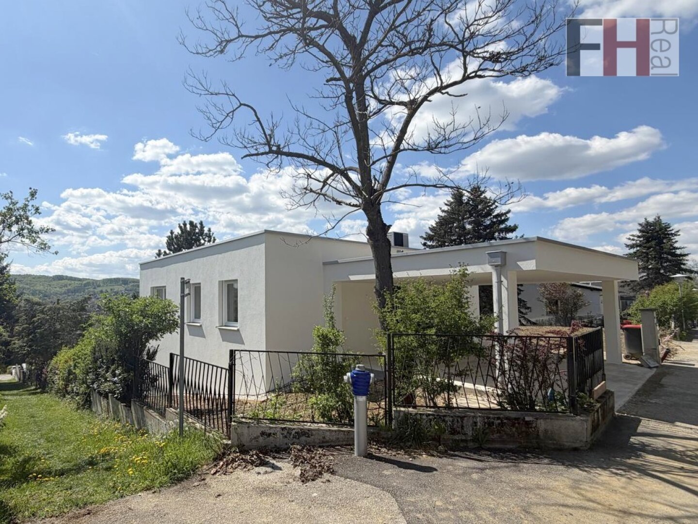 ERSTBEZUG! Exklusives Haus zur Miete, Bestlage in Gablitz, traumhafte Aussicht, schöner Garten!
