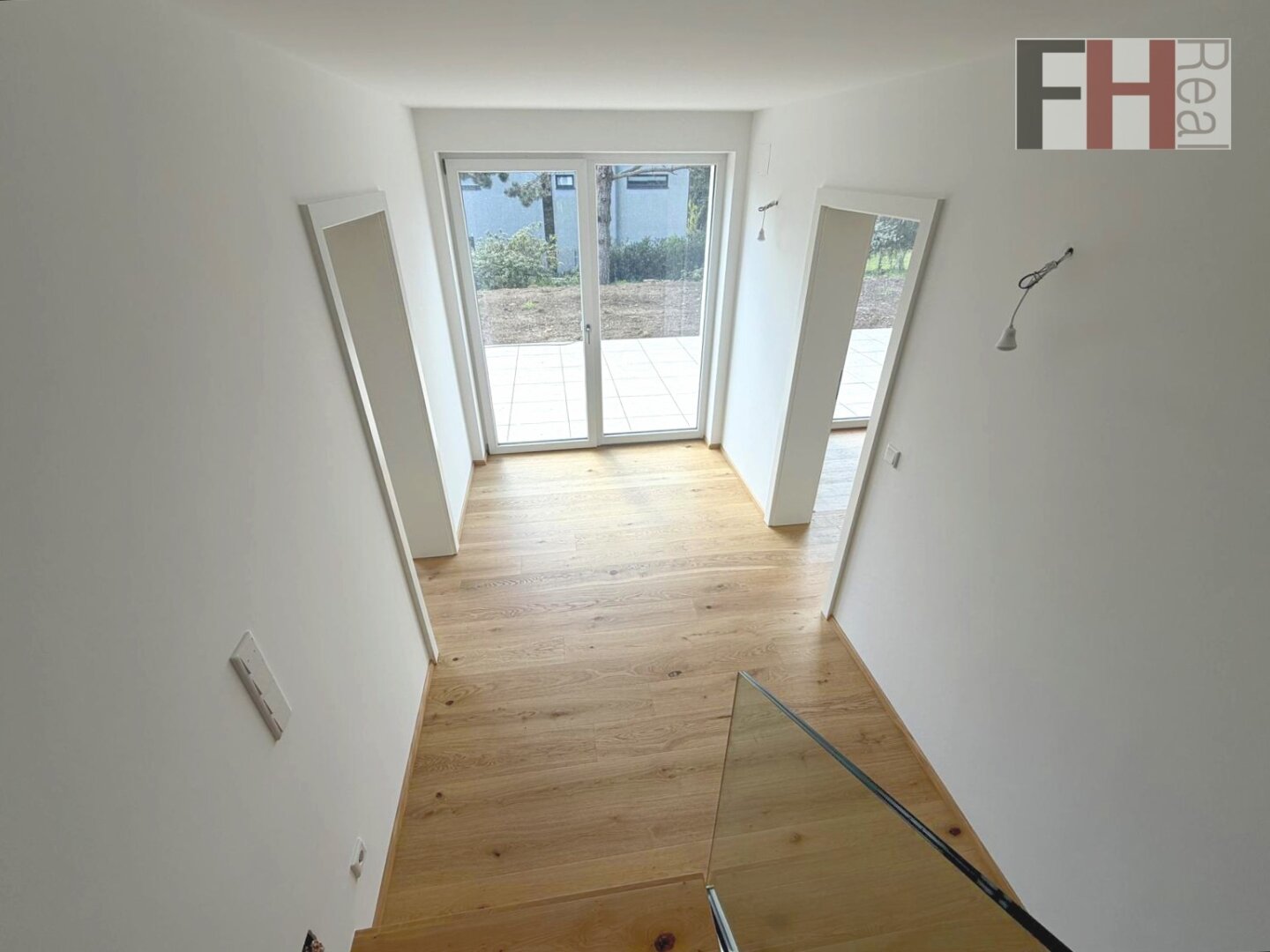 ERSTBEZUG! Exklusives Haus zur Miete, Bestlage in Gablitz, traumhafte Aussicht, schöner Garten!