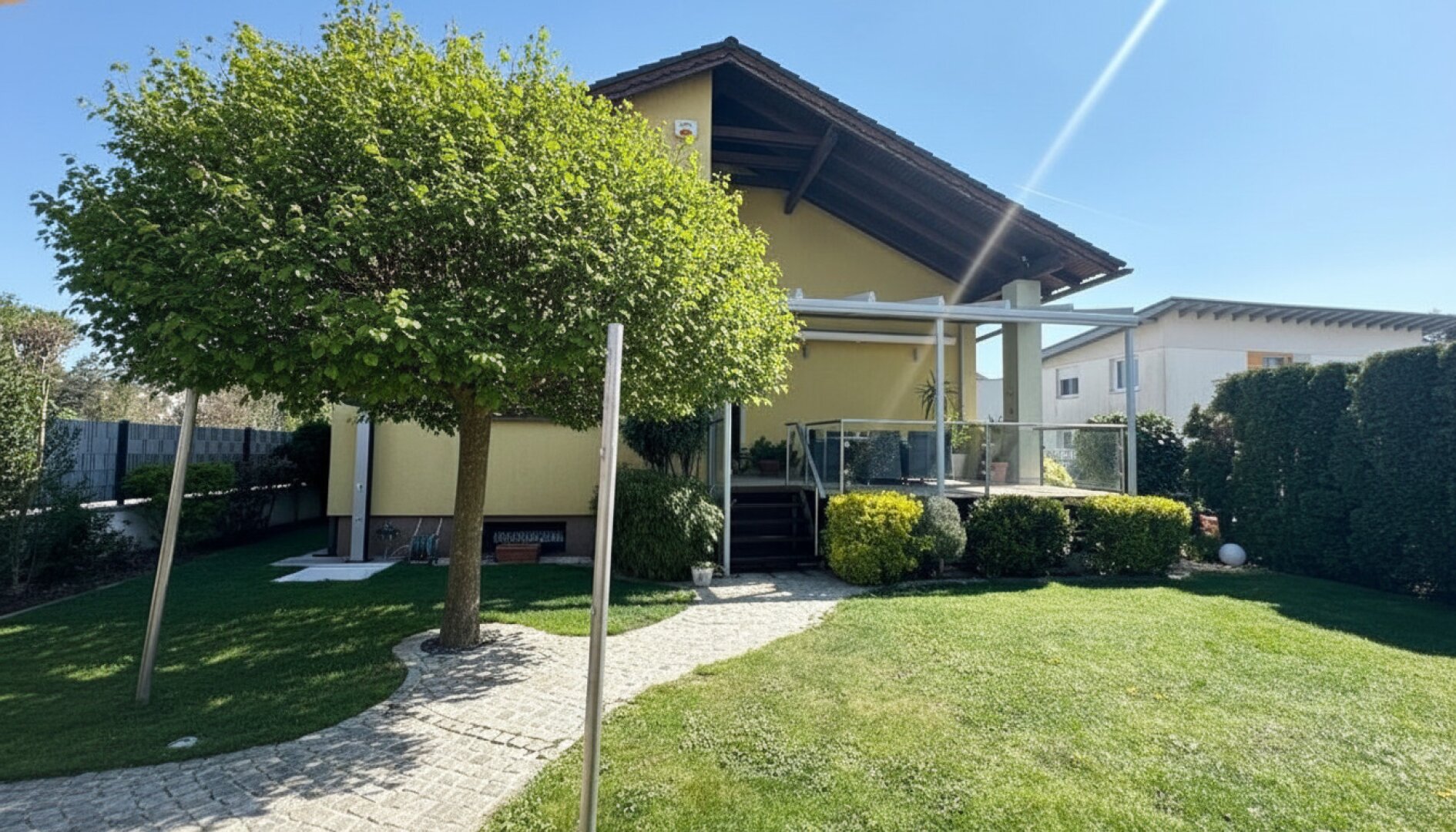 Traumhafter Bungalow in Ruhelage mit Gartenidylle – einziehen, ankommen & wohlfühlen