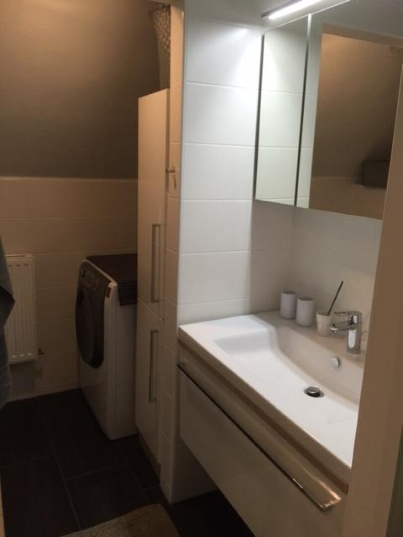 Dachgeschosswohnung - voll möbliert - ab 01.06.2026 verfügbar