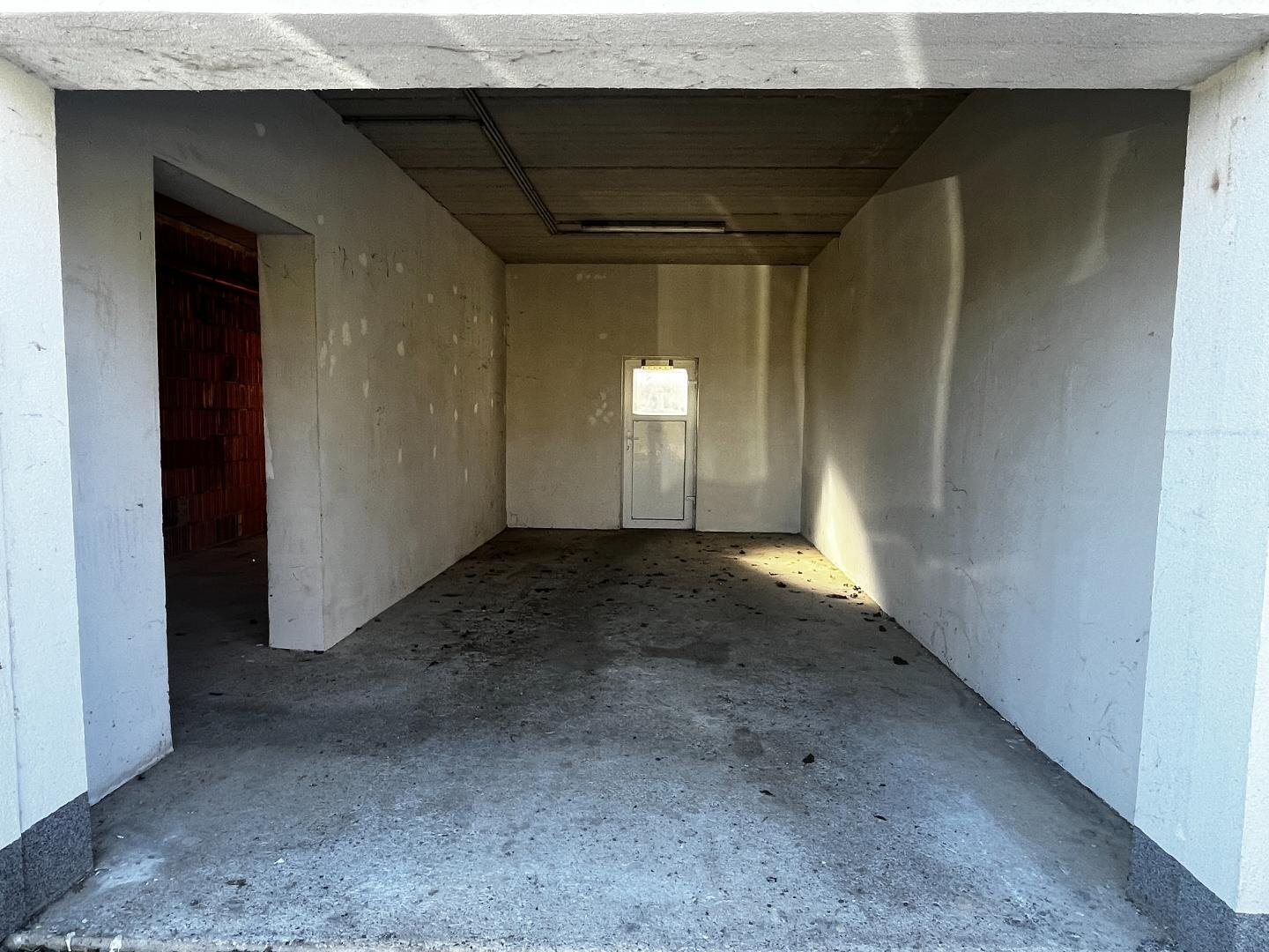 17_Garage 1