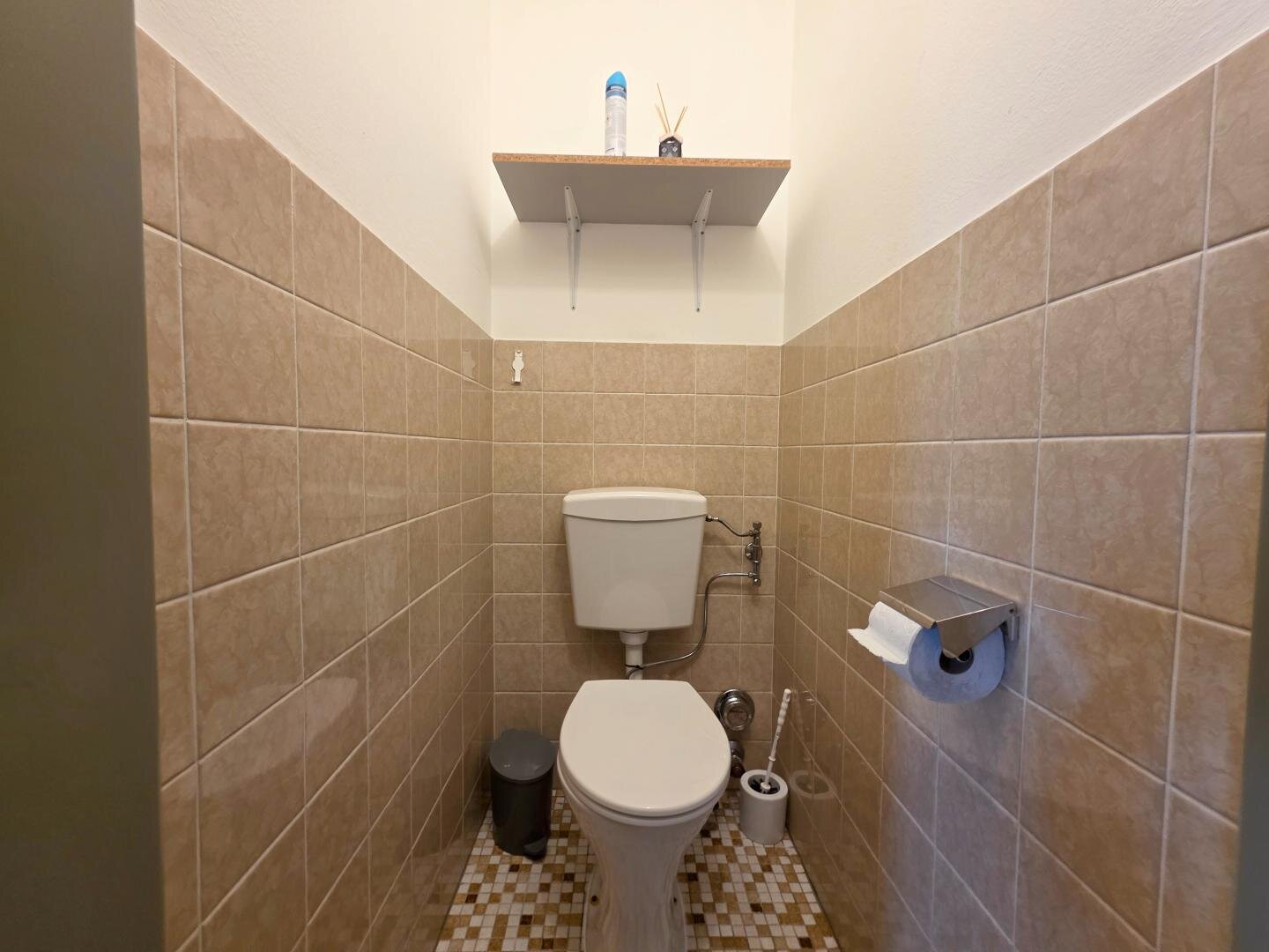 6_WC