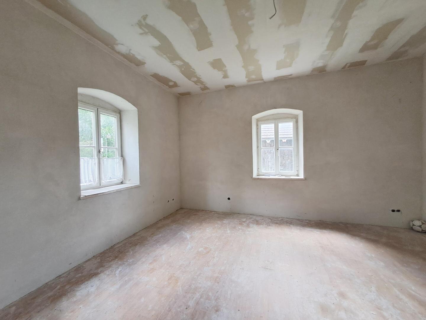 16  E1 EG Zimmer 6