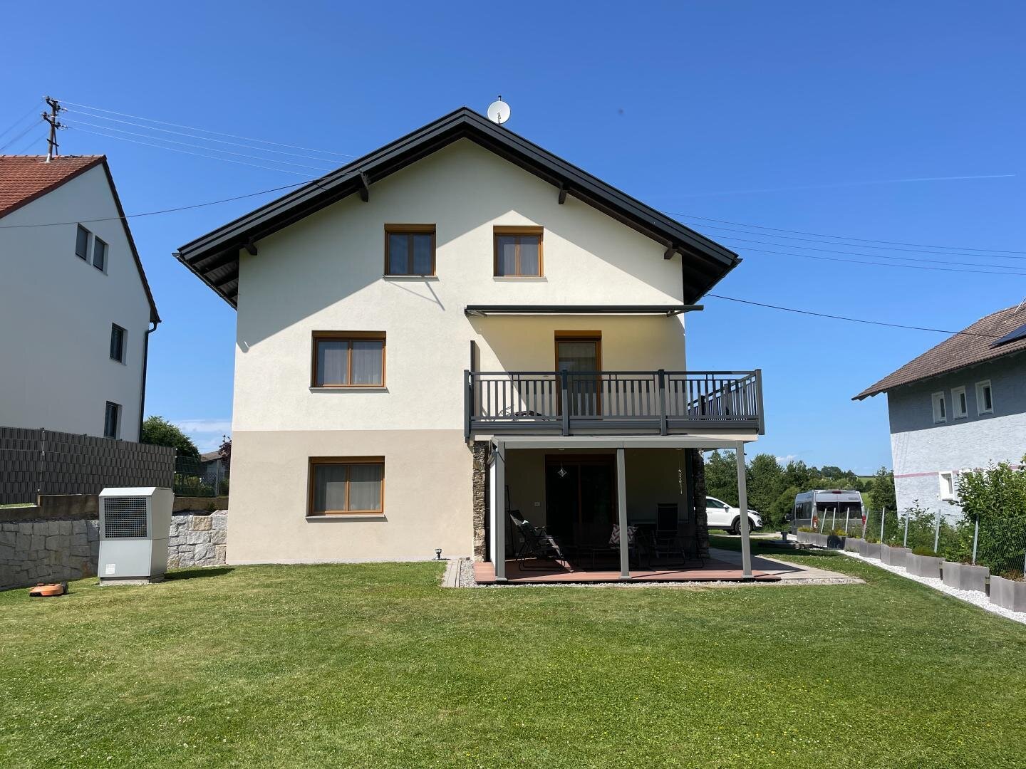 Stilvoll Wohnen an der Grenze zu Passau - Toller Energiestandard