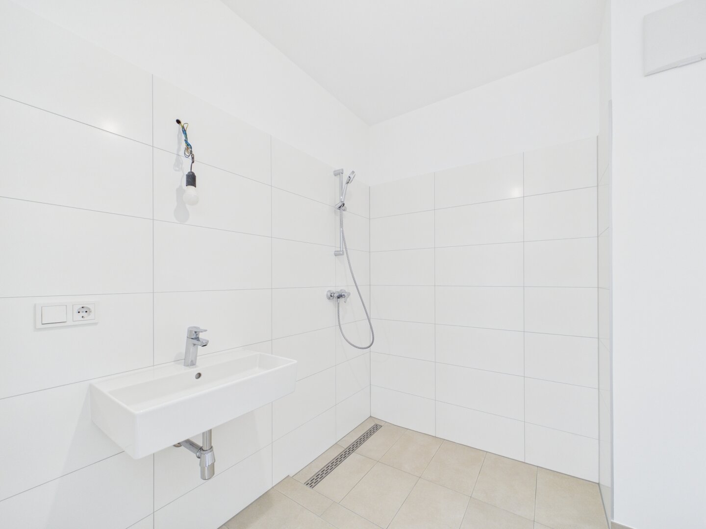 MIETE ERSTBEZUG  - Dachgeschosswohnung im Stadtzentrum von Zwettl  74,67 m² Nutzfläche