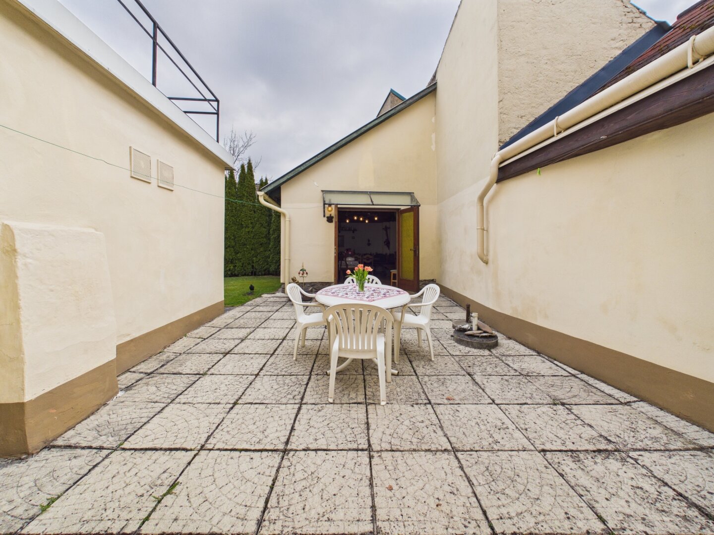 Ansicht Terrasse im EG - Pic 1