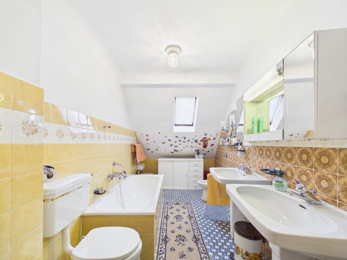 Baderzimmer im OG