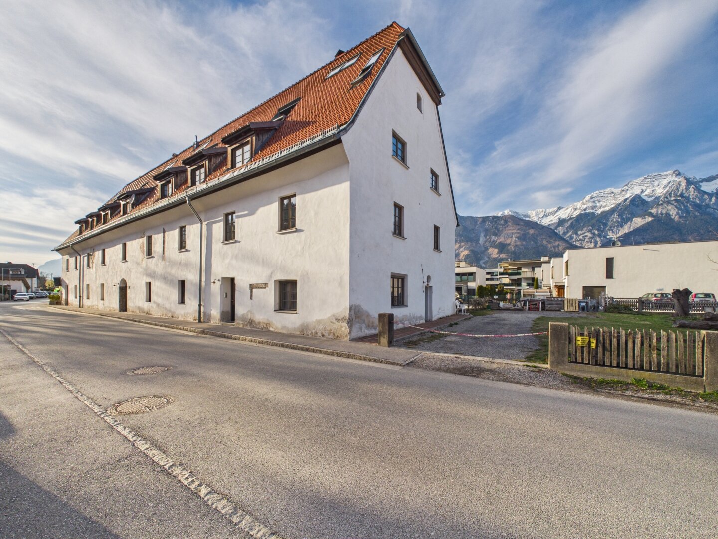Hausansicht mit der Nordkette im HIntergrund