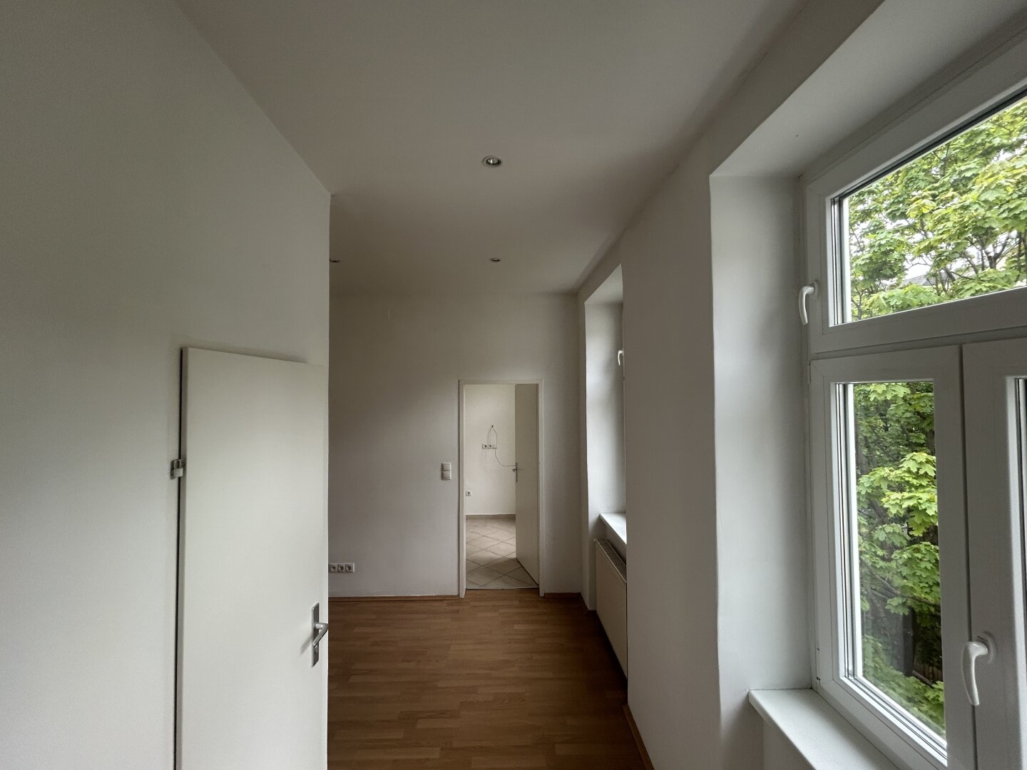 Brotfabriknähe / helle 66 m² Altbaumiete / unbefristete Hauptmiete