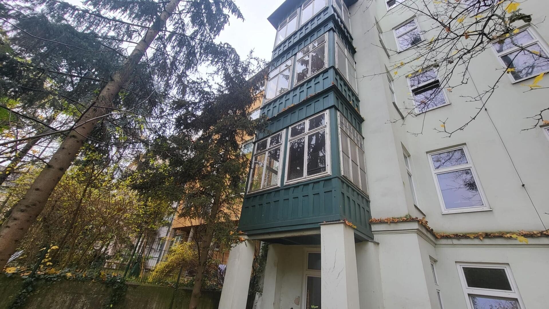 ++ Jugendstil-Juwel im Wiener Altbau mit Kaminanschluss und Lift+ Unter Sankt Veit U-BAHN + 5-Zimmer 125m² + VERANDA 5,33m² ++