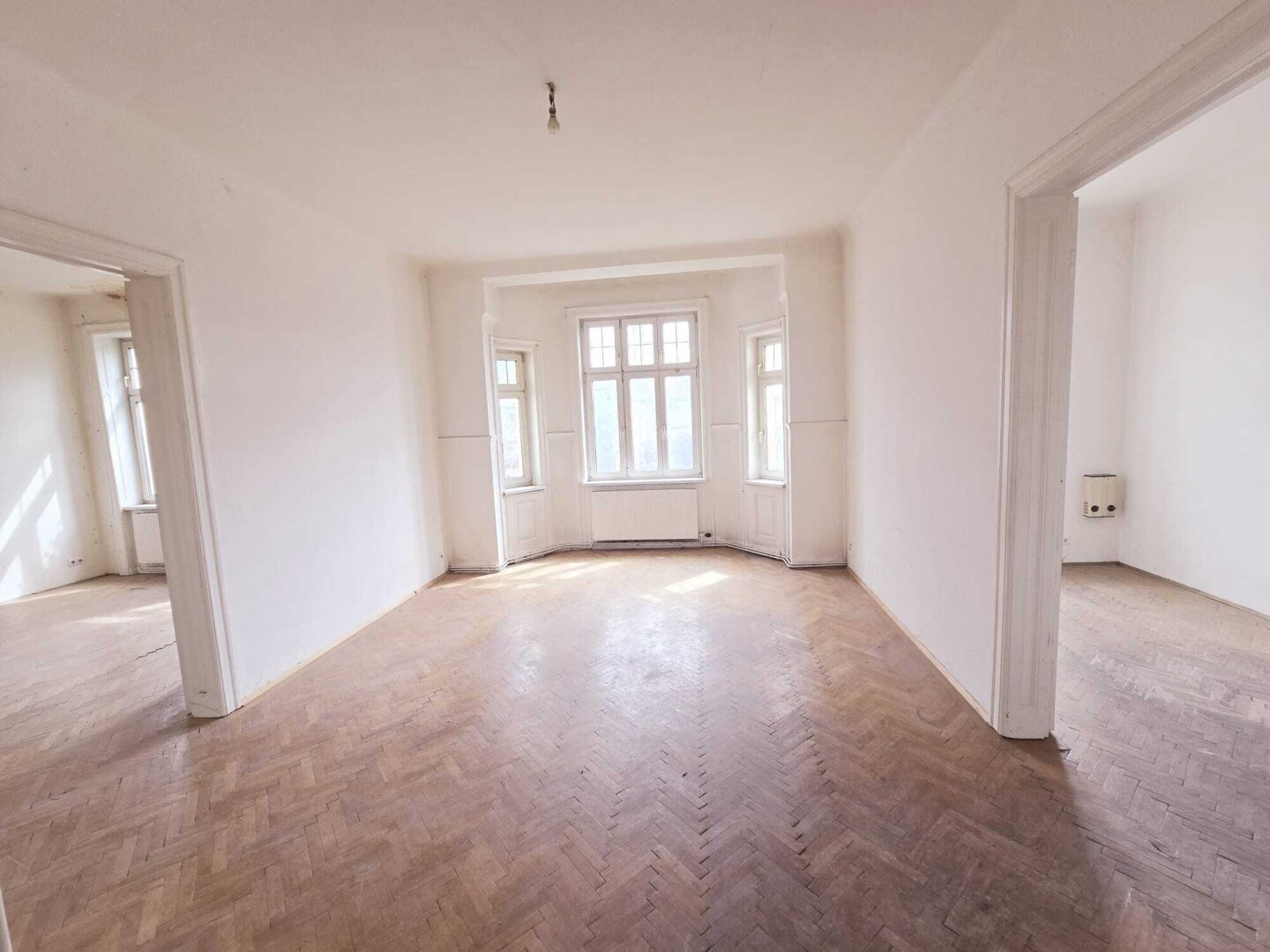 ++ Jugendstil-Juwel im Wiener Altbau mit Kaminanschluss und Lift+ Unter Sankt Veit U-BAHN + 5-Zimmer 125m² + VERANDA 5,33m² ++