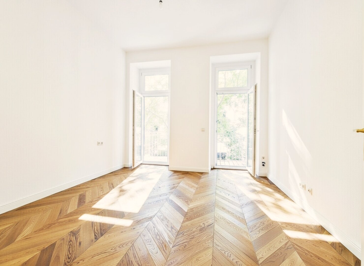 Schlafzimmer mit Balkon