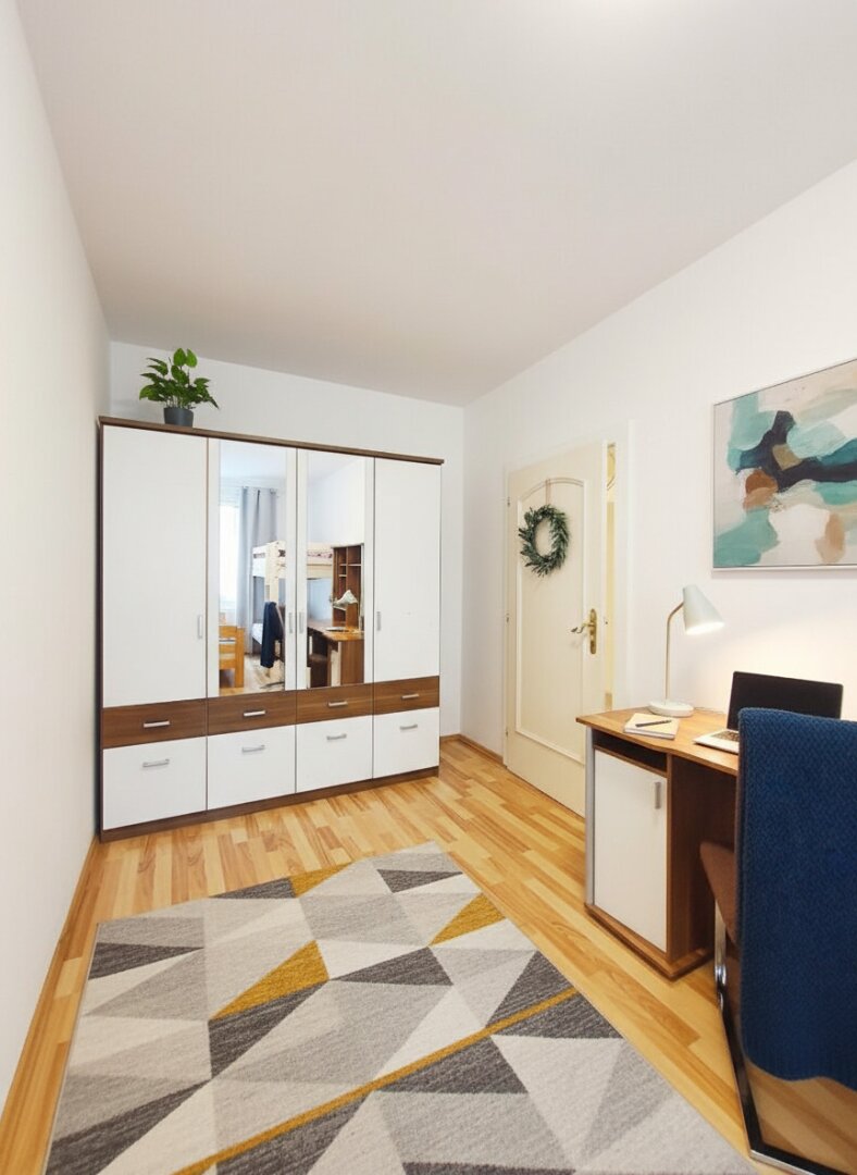 Schlafzimmer 2