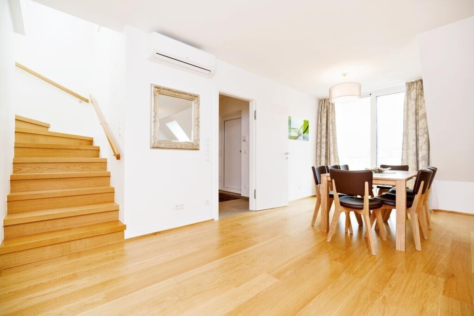 Essbereich | Vorraum | Aufgang Ebene 2