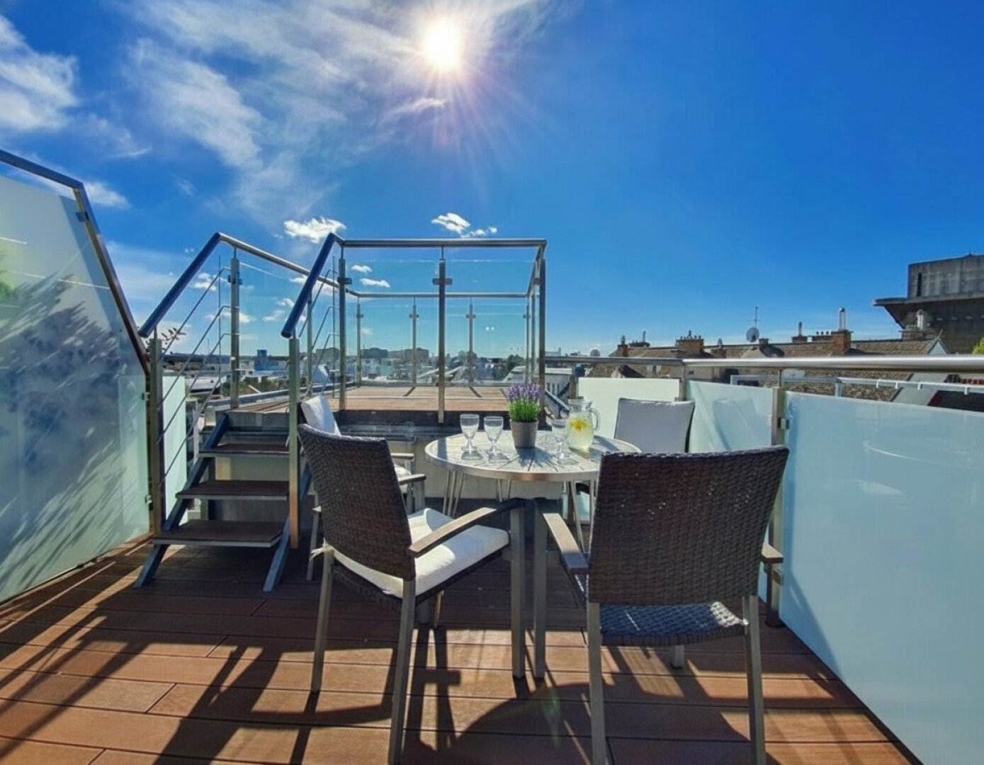 große Terrassen mit Weitblick