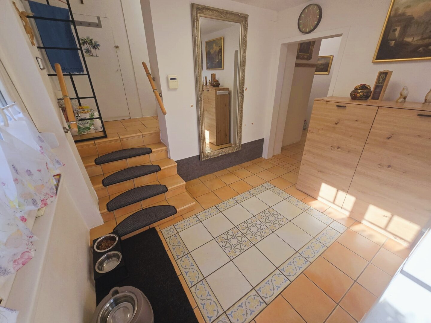 + EINFAMILIENHAUS / Grenze Deutsch Wagram + Grundstück 774m² + BEHEIZTER POOL MIT ÜBERDACHUNG  + GARAGE + CARPORT  + NÄHE S-BAHN +