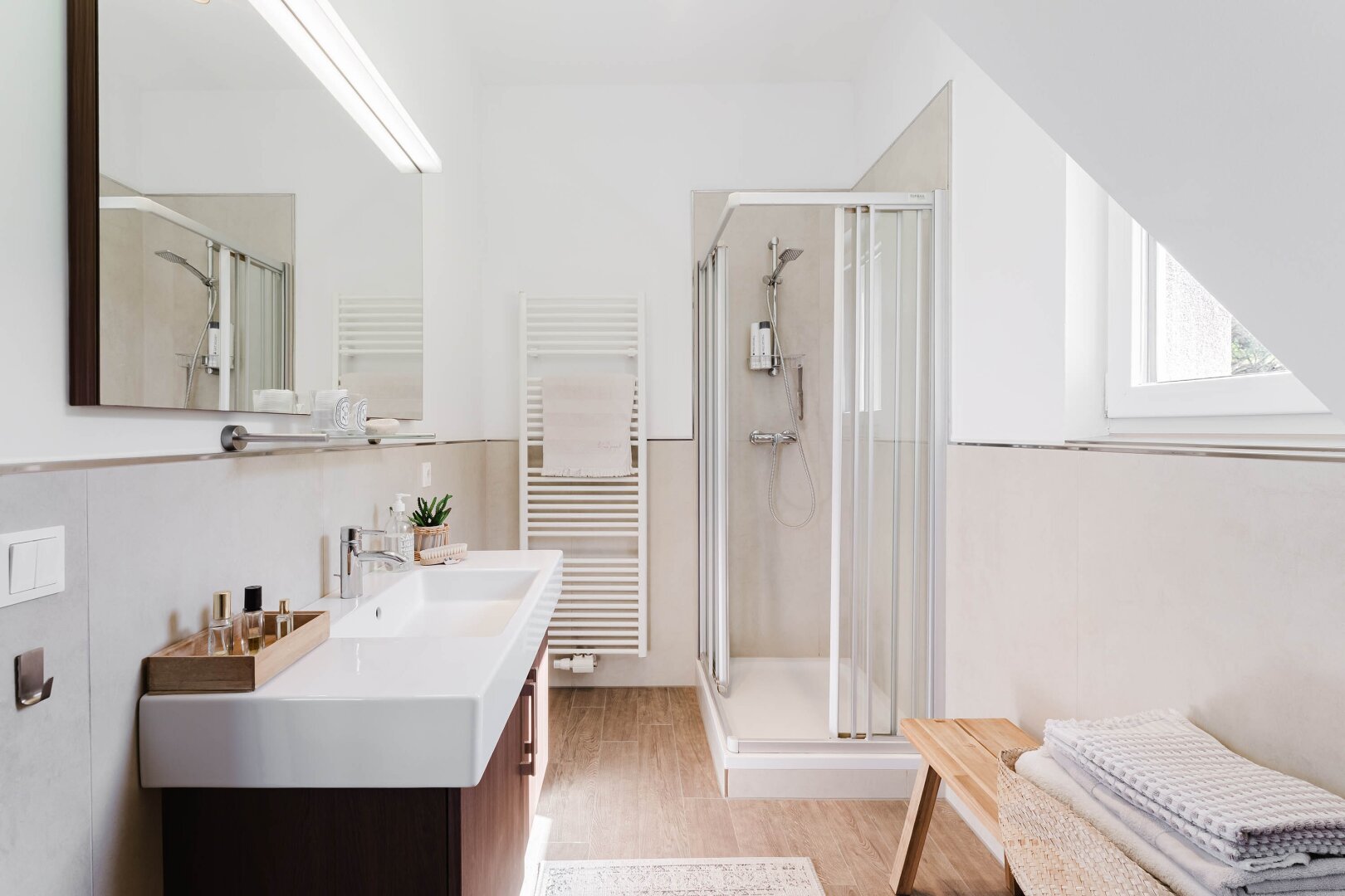 Zwischen Weite und Rückzug - Maisonette Penthouse mit Dachterrasse