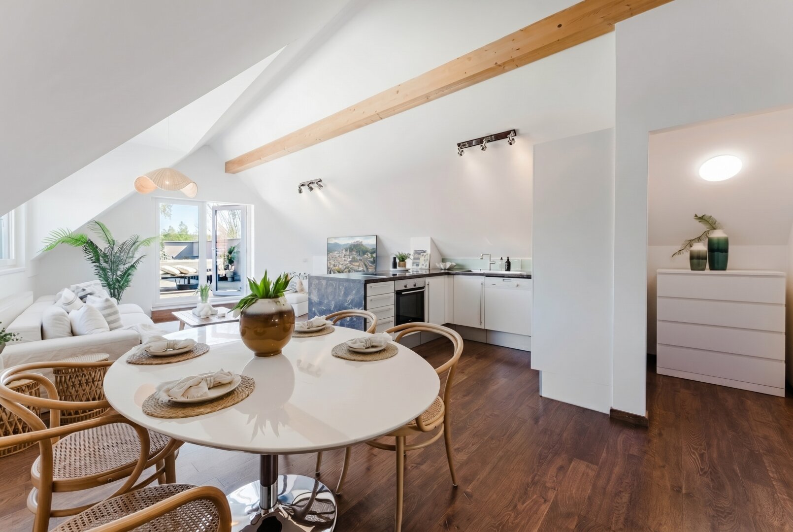 Zwischen Weite und Rückzug - Maisonette Penthouse mit Dachterrasse