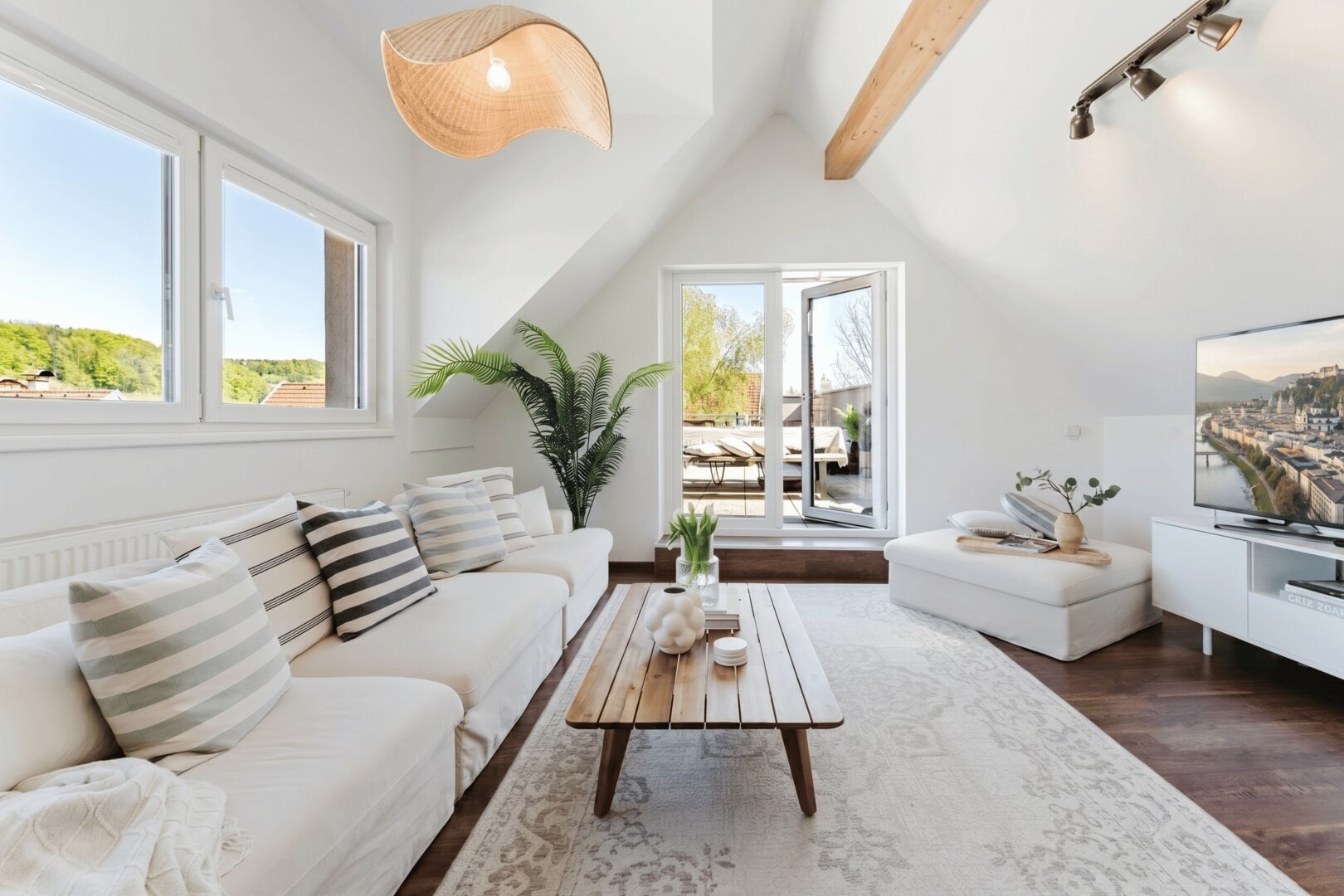 Zwischen Weite und Rückzug - Maisonette Penthouse mit Dachterrasse