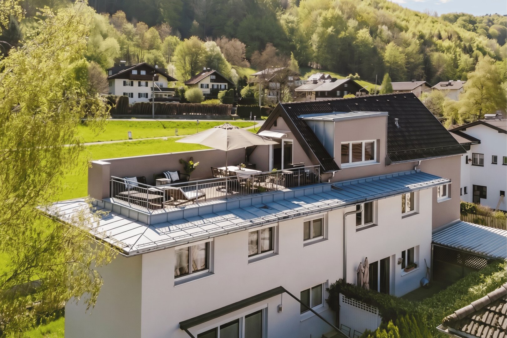 Zwischen Weite und Rückzug - Maisonette Penthouse mit Dachterrasse