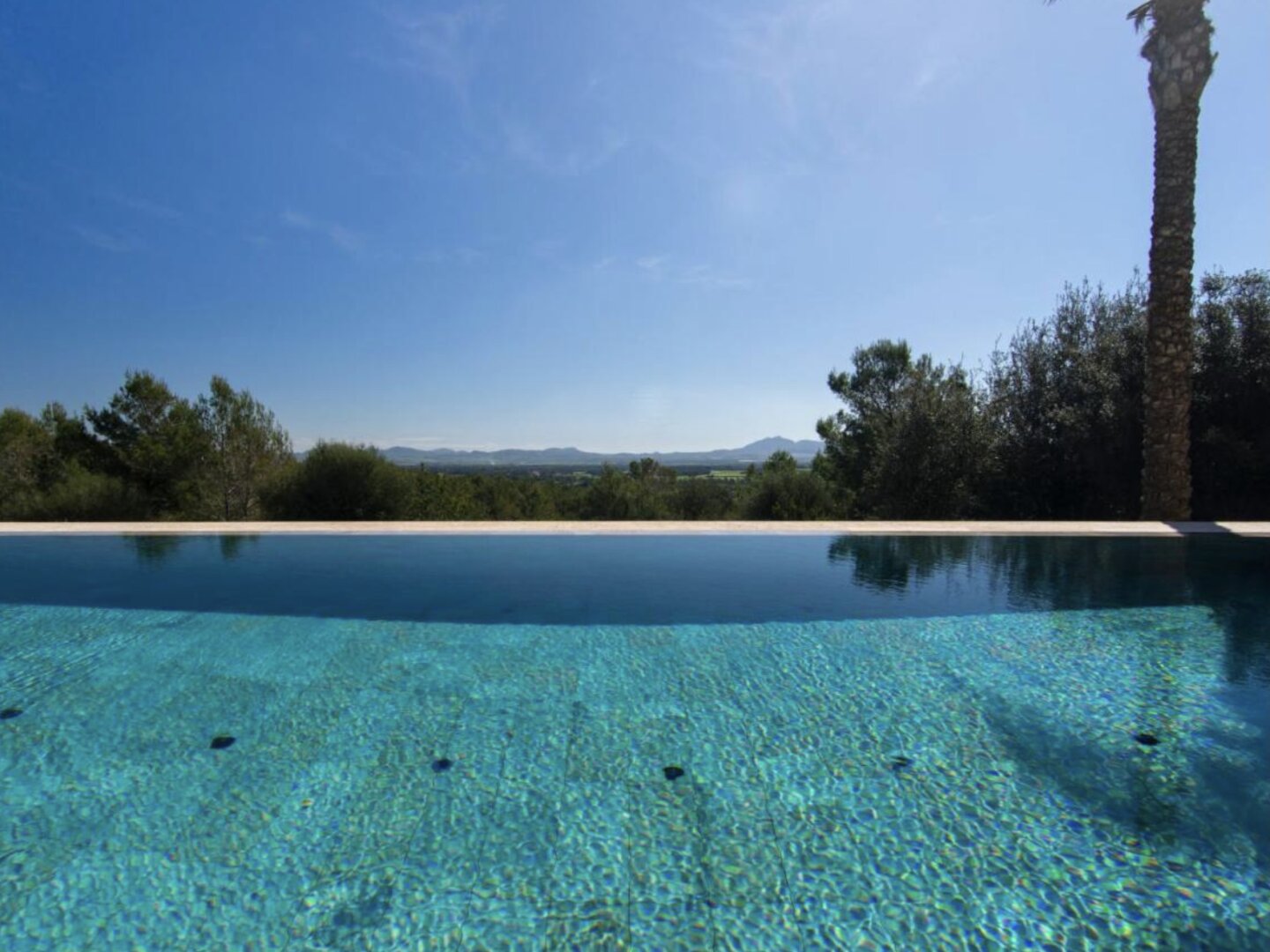 Bestlage nähe Palma de Mallorca! Traumhafte Finca mit Tennisanlage, Pool und 30.000 m2 Eigengrund
