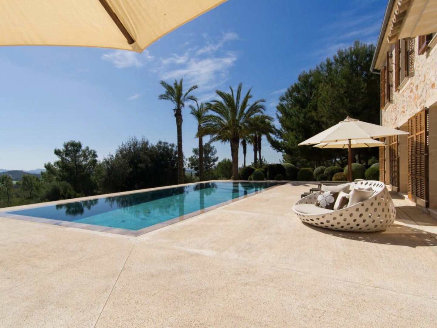 Bestlage nähe Palma de Mallorca! Traumhafte Finca mit Tennisanlage, Pool und 30.000 m2 Eigengrund