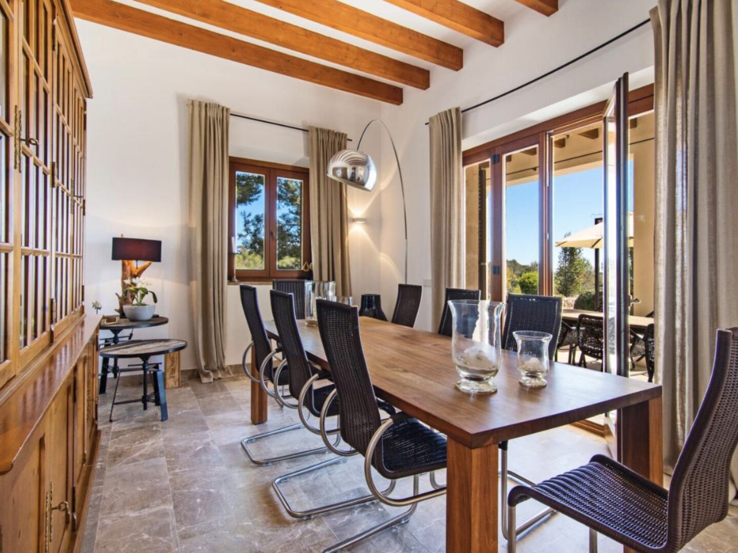 Bestlage nähe Palma de Mallorca! Traumhafte Finca mit Tennisanlage, Pool und 30.000 m2 Eigengrund