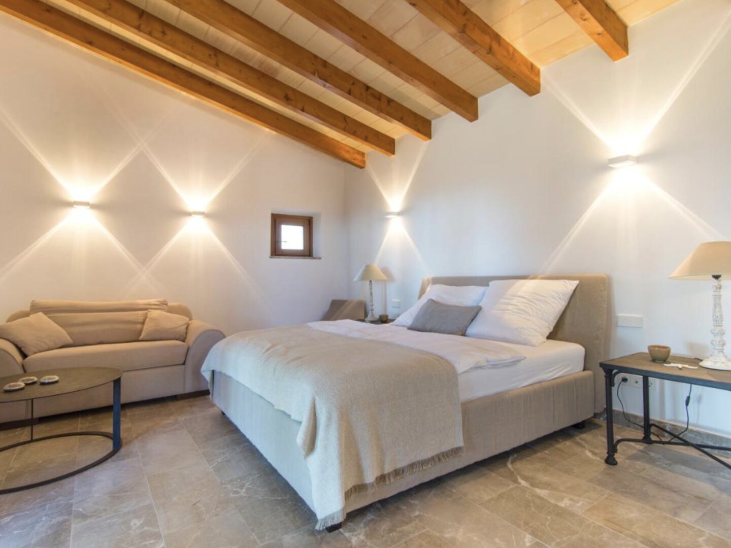 Bestlage nähe Palma de Mallorca! Traumhafte Finca mit Tennisanlage, Pool und 30.000 m2 Eigengrund
