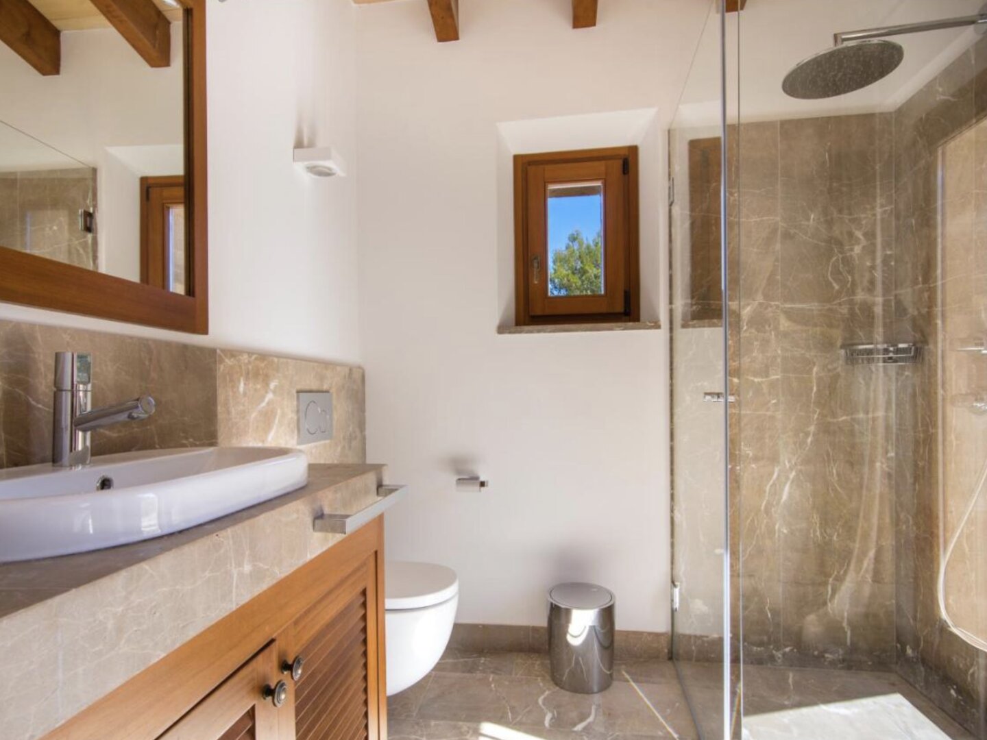 Bestlage nähe Palma de Mallorca! Traumhafte Finca mit Tennisanlage, Pool und 30.000 m2 Eigengrund