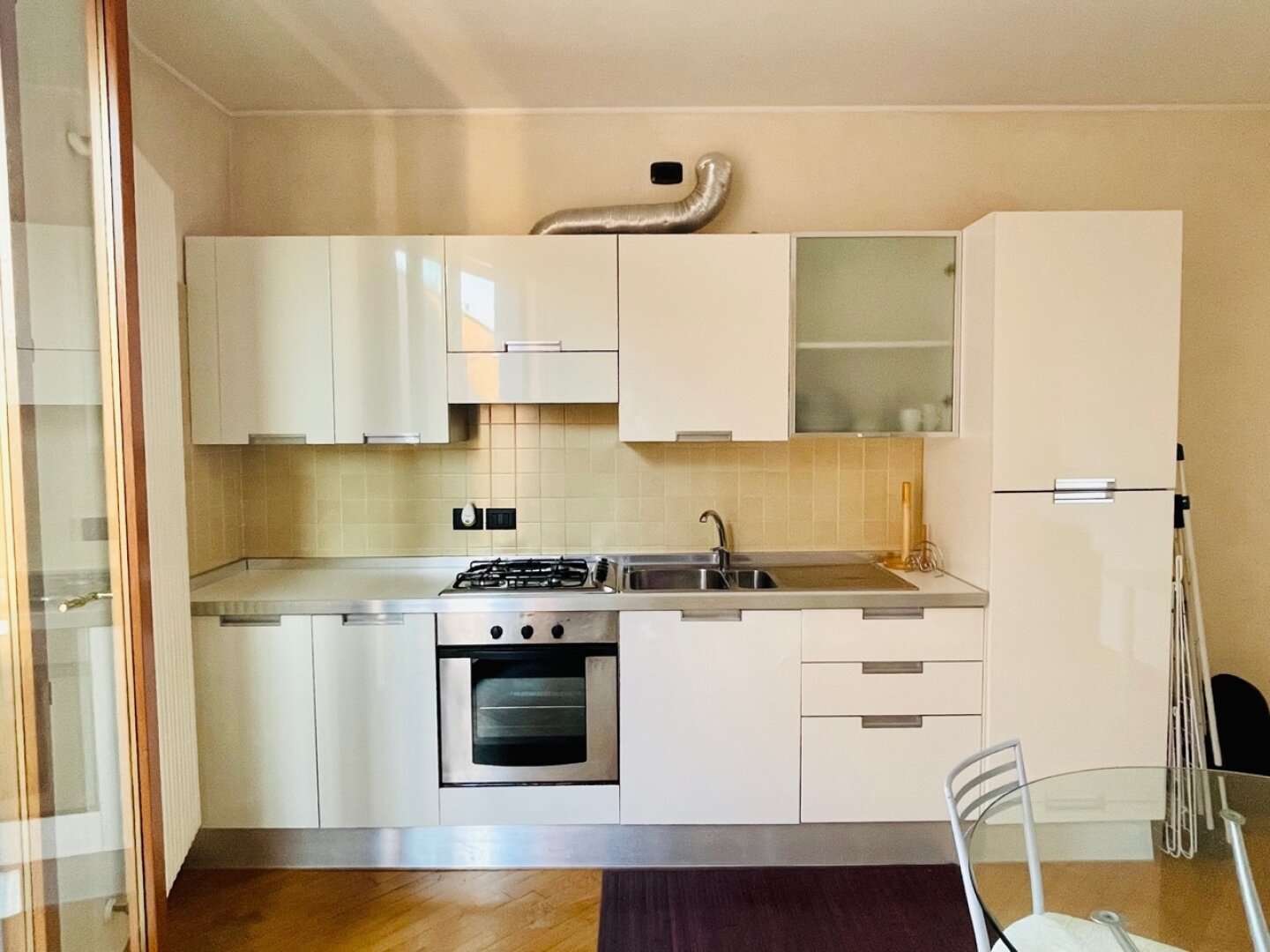 Zehn Minuten zum Markusplatz! Perfekte 2-Zimmer-Wohnung mit Gemeinschaftsterrasse und Garten in Giudecca