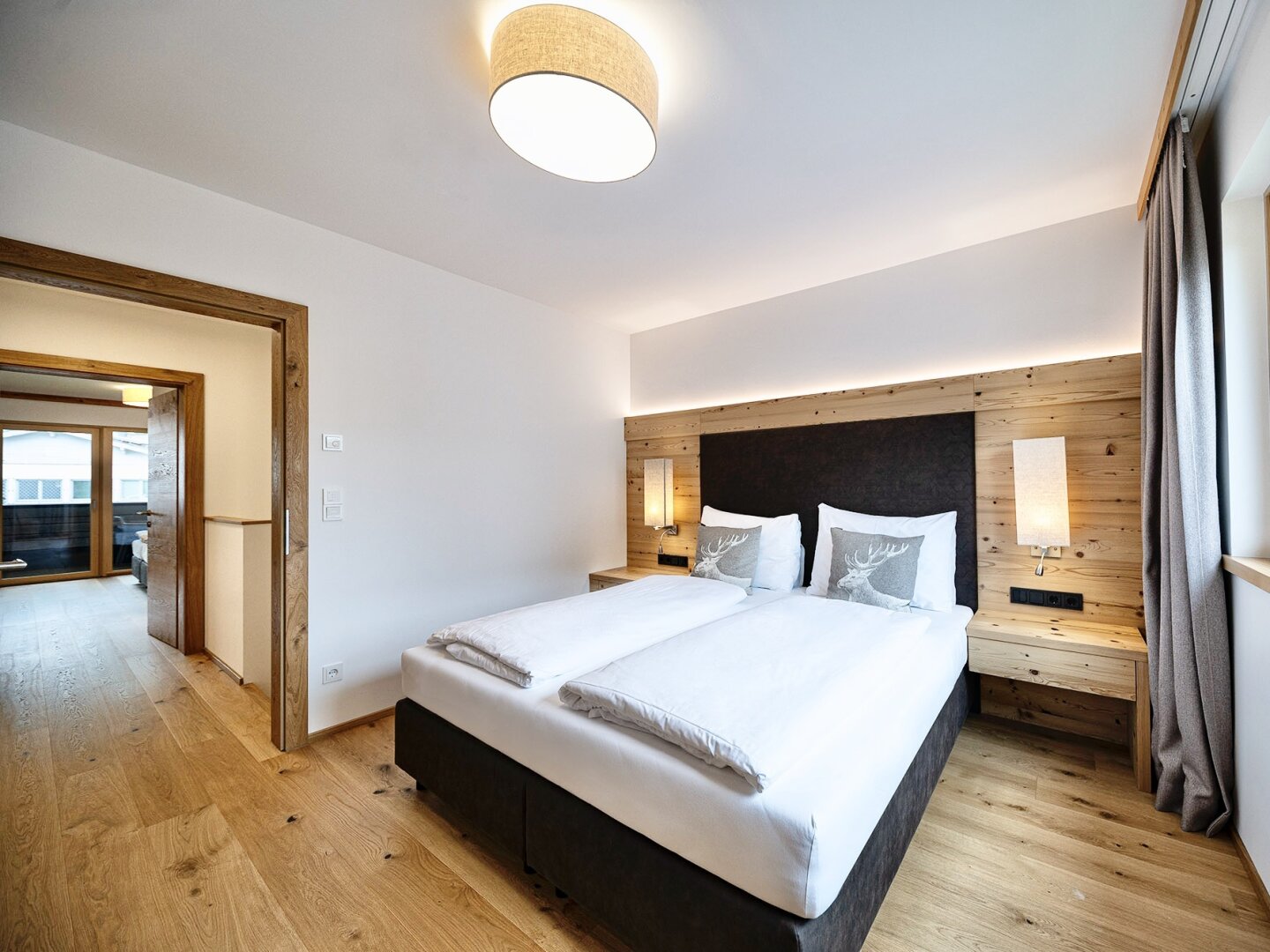 Bestlage Pinzgau mit ca. 6% Rendite! 3-Zimmer-Maisonette mit Terrasse, Balkon sowie beheiztem Aussenpool