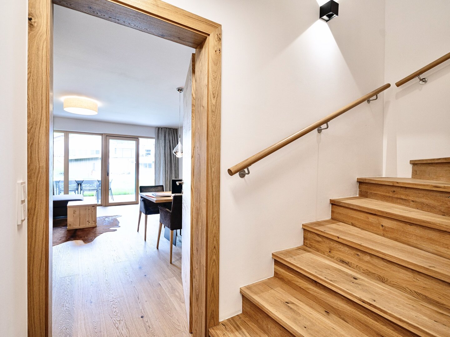 Bestlage Pinzgau mit ca. 6% Rendite! 3-Zimmer-Maisonette mit Terrasse, Balkon sowie beheiztem Aussenpool