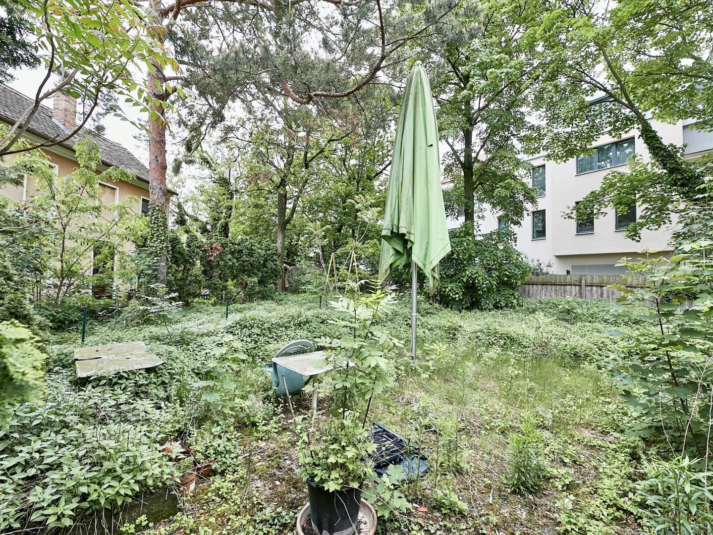 Schönes Doppel-Eckgrundstück mit Eigengarten und viel Potential