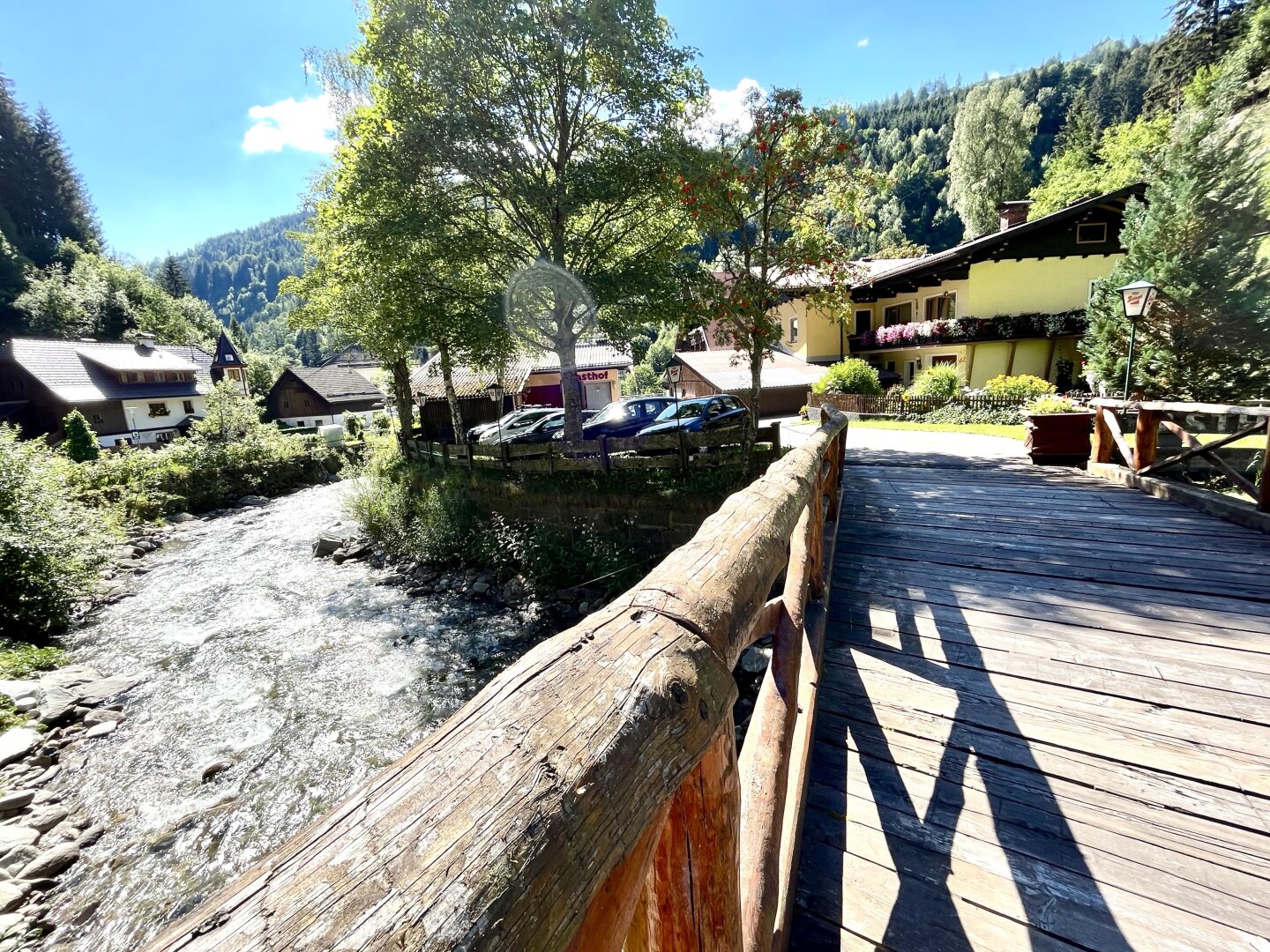 Nahe Katschberg und Nockberge! Teilrenovierter Landgasthof / Generationenhaus im Ski- und Wandergebiet mit Potential