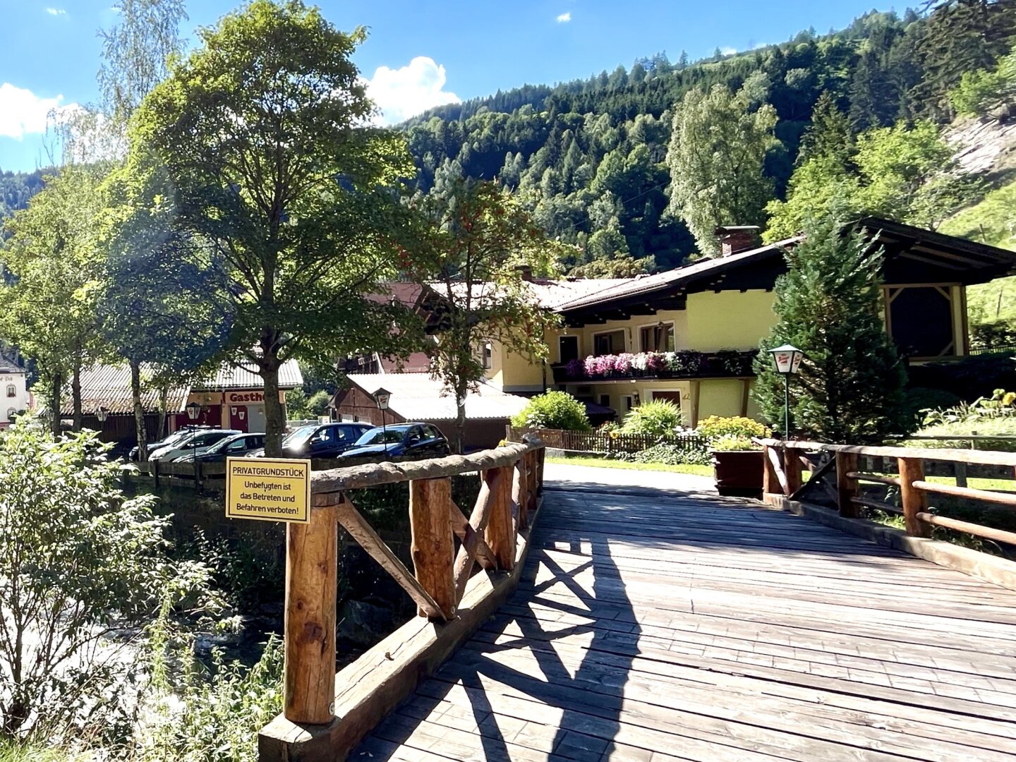 Nahe Katschberg und Nockberge! Teilrenovierter Landgasthof / Generationenhaus im Ski- und Wandergebiet mit Potential