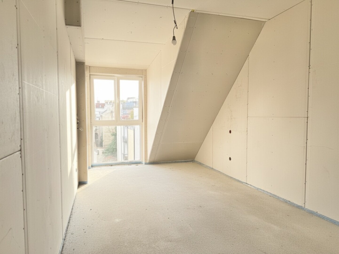 Erstbezug in U-Bahn-Nähe! Lichtdurchflutetes 4-Zimmer-Penthouse mit zwei Balkonen und Dachterrasse mit Panoramablick