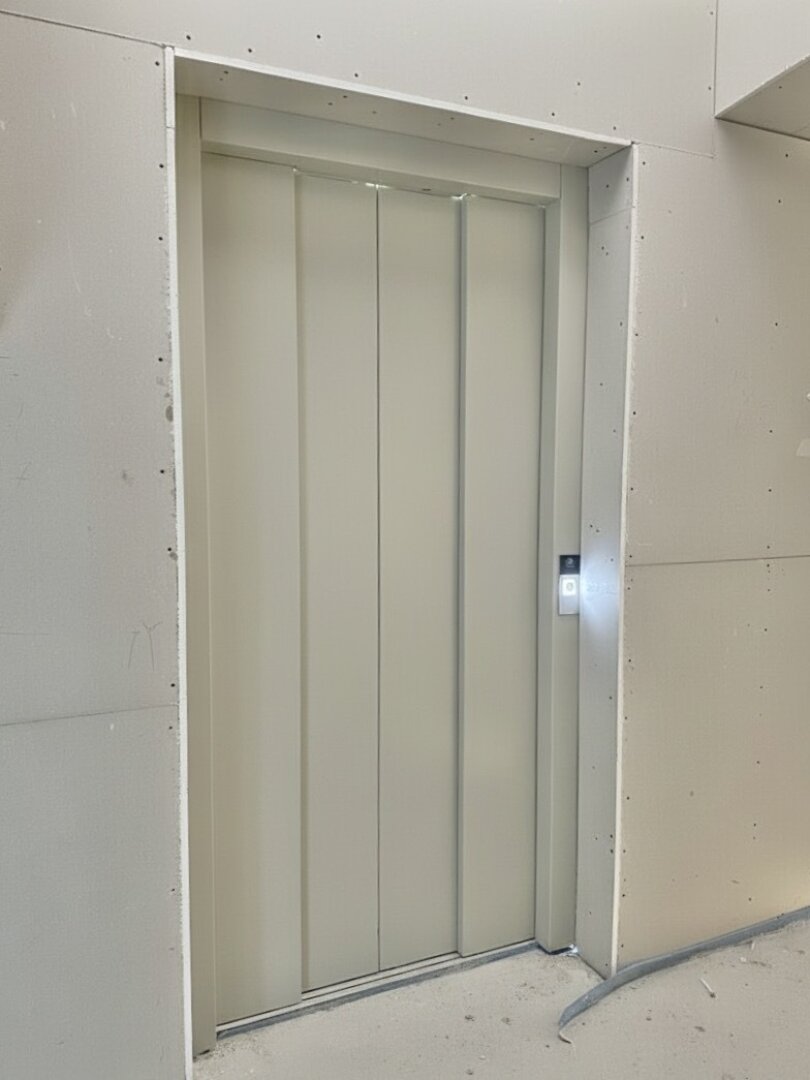 Erstbezug in U-Bahn-Nähe! Lichtdurchflutetes 4-Zimmer-Penthouse mit zwei Balkonen und Dachterrasse mit Panoramablick