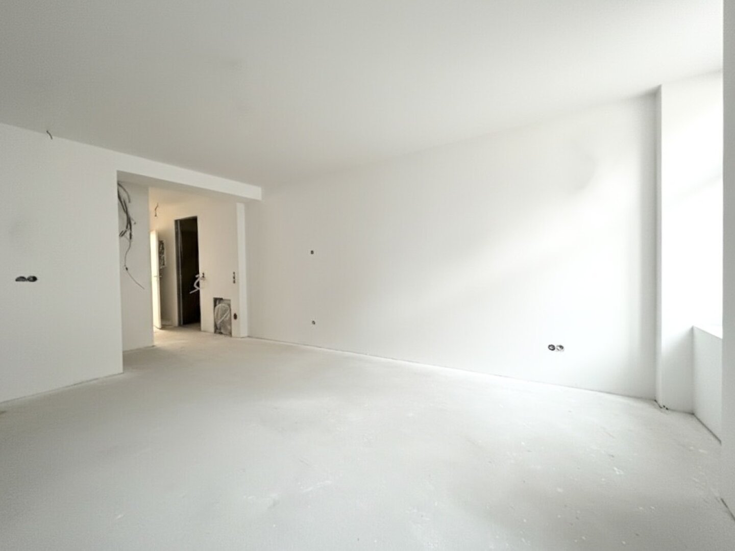 U-Bahn-Nähe U3 und U6! Sonnige 2-Zimmer-Neubau-Wohnung mit Südbalkon in generalsaniertem Gründerzeithaus