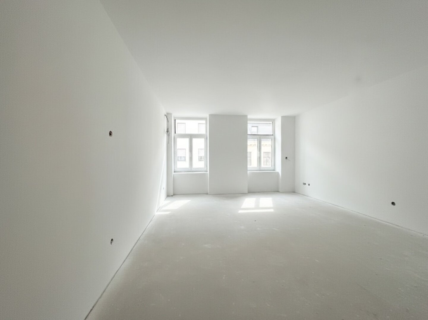 U-Bahn-Nähe U3 und U6! Sonnige 2-Zimmer-Neubau-Wohnung mit Südbalkon in generalsaniertem Gründerzeithaus