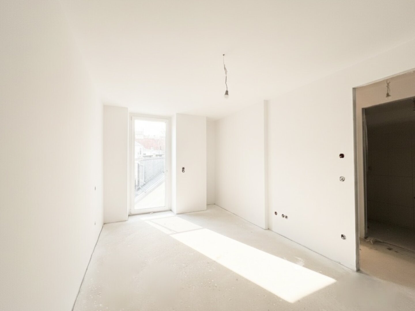 U-Bahn-Nähe U3 und U6! Sonnige 2-Zimmer-Neubau-Wohnung mit Südbalkon in generalsaniertem Gründerzeithaus