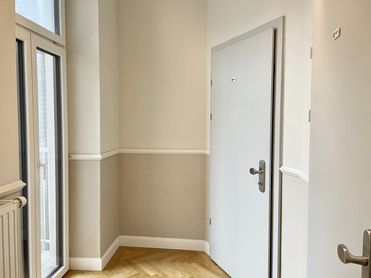Westbahnhof und U-Bahn-Nähe! Überwiegend generalsaniertes, möbliertes Wohnungspaket mit Airbnb-Eignung in Jugendstilhaus