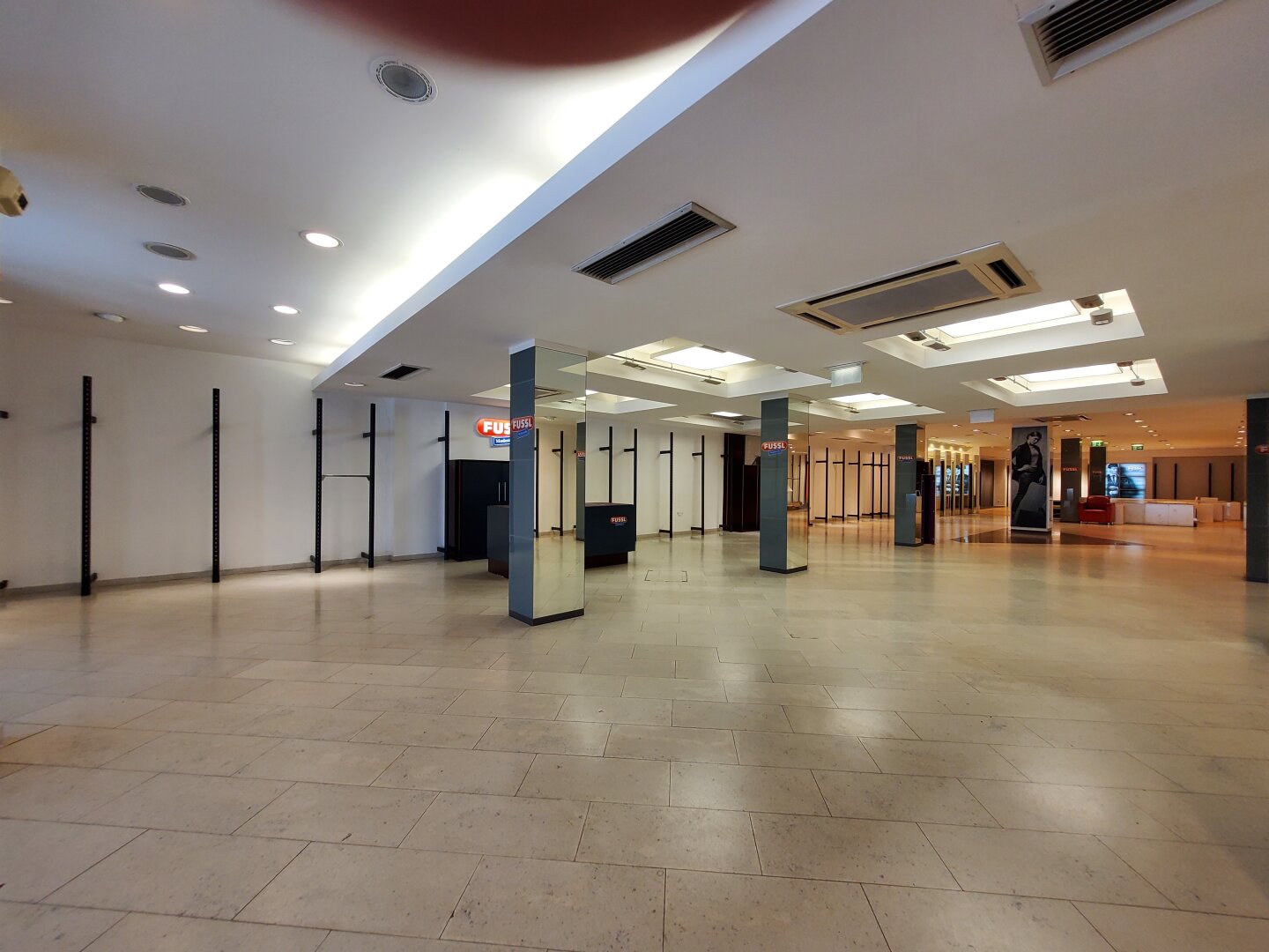 +++ Großzügige Geschäftsfläche in bester Zentrumslage von Oberpullendorf +++