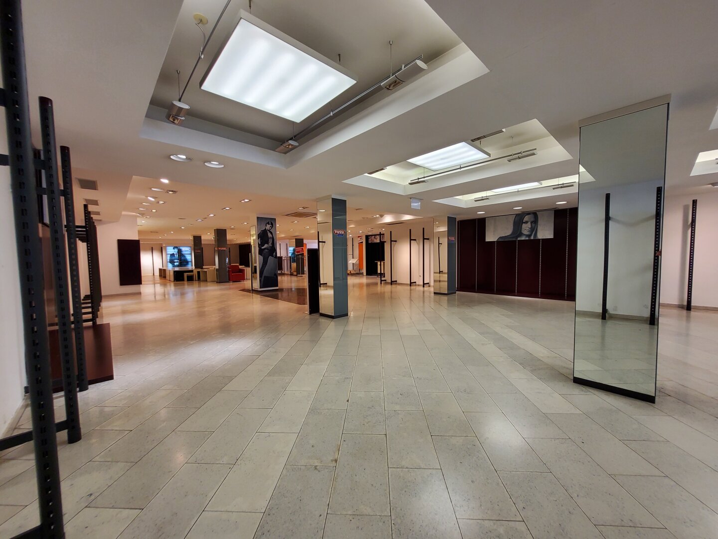 +++ Großzügige Geschäftsfläche in bester Zentrumslage von Oberpullendorf +++