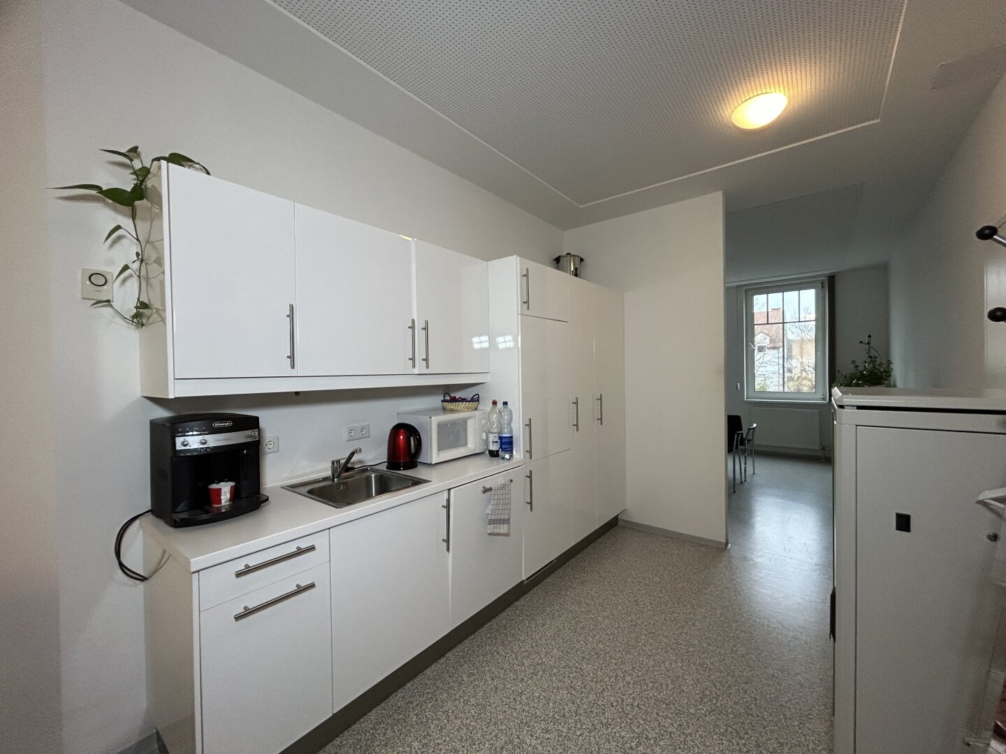 + 138m² Geschäftsraum in guter Lage,in Oberpullendorf zu kaufen! +