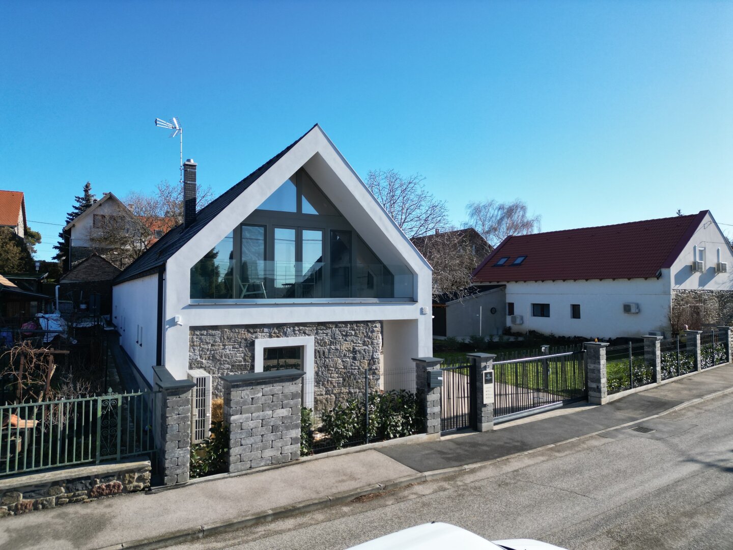 +Einmaliges Appartementhaus in bester Lage, direkt in Tihany am Plattensee !+