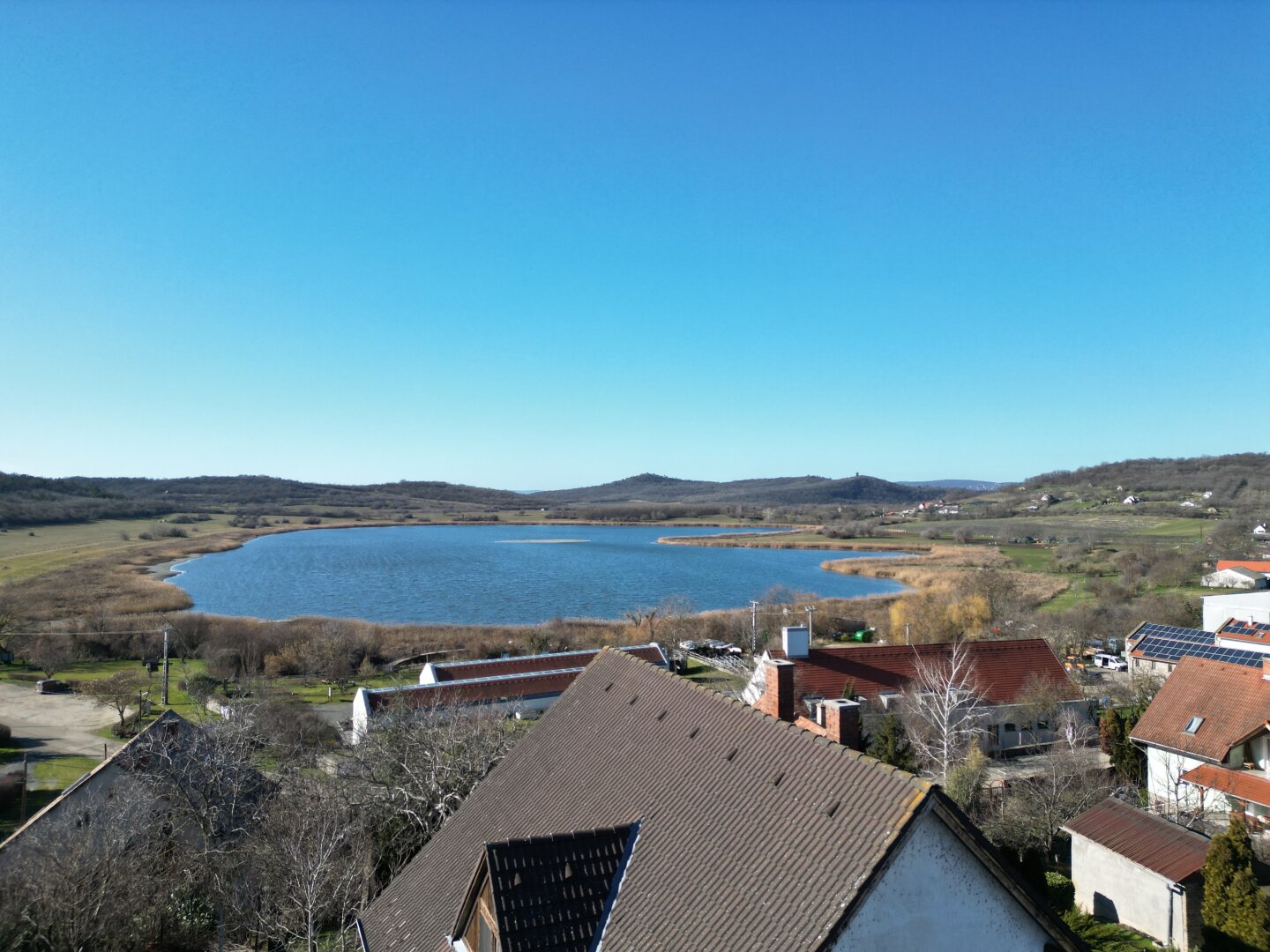 +Einmaliges Appartementhaus in bester Lage, direkt in Tihany am Plattensee !+