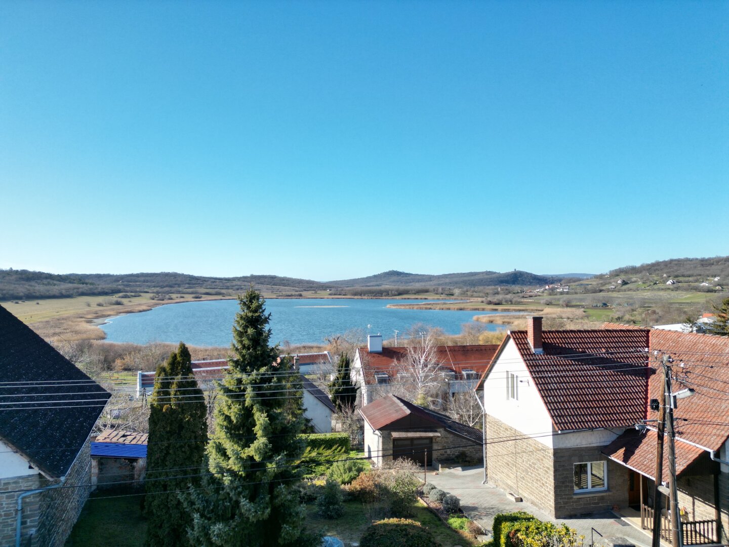 +Einmaliges Appartementhaus in bester Lage, direkt in Tihany am Plattensee !+