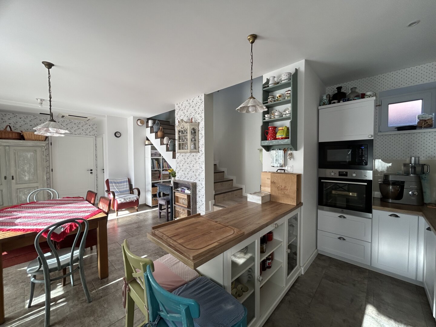 +Einmaliges Appartementhaus in bester Lage, direkt in Tihany am Plattensee !+